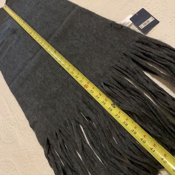Lucky Brand tasseled scarf. NWT - Picture 4 of 8